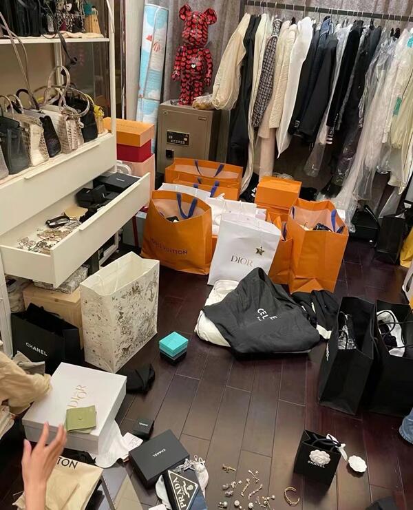 荷泽回收顶奢鞋服
